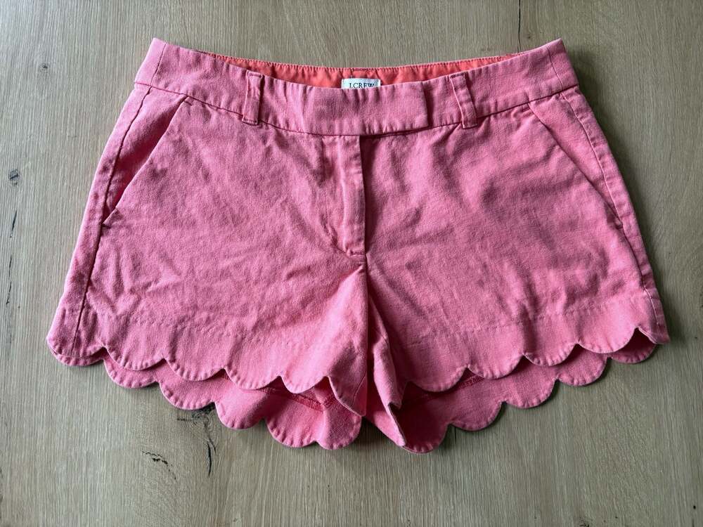 J.Crew Women's Linen-Cotton Scalloped Hem Shorts in Pink